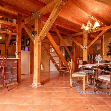 Atmospheric With A Swimming Pool Holiday home