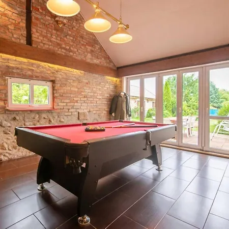 Atmospheric With A Swimming Pool