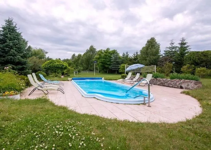 Atmospheric With A Swimming Pool Holiday home *